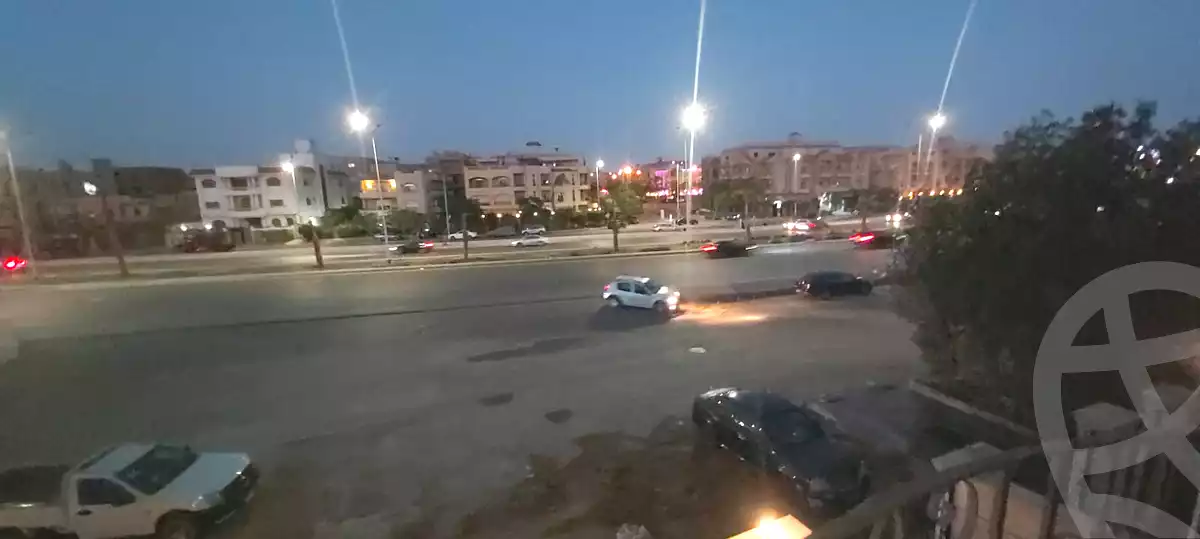 https://aqarmap.com.eg/ar/listing/7097617-for-rent-cairo-new-cairo-ganob-el-akadamiya-south-academy-b-medhat-el-kholy-st