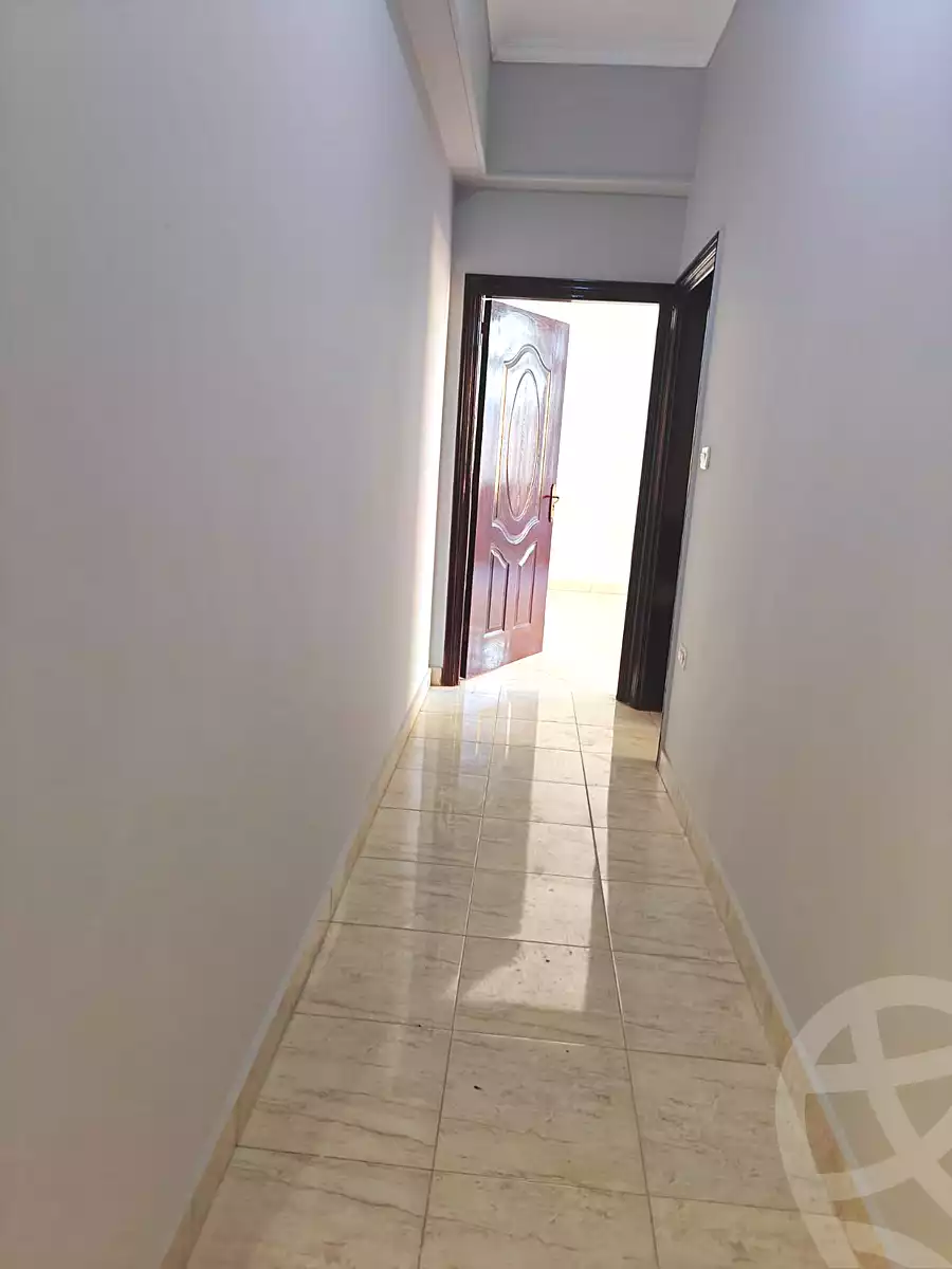 https://aqarmap.com.eg/ar/listing/7097617-for-rent-cairo-new-cairo-ganob-el-akadamiya-south-academy-b-medhat-el-kholy-st