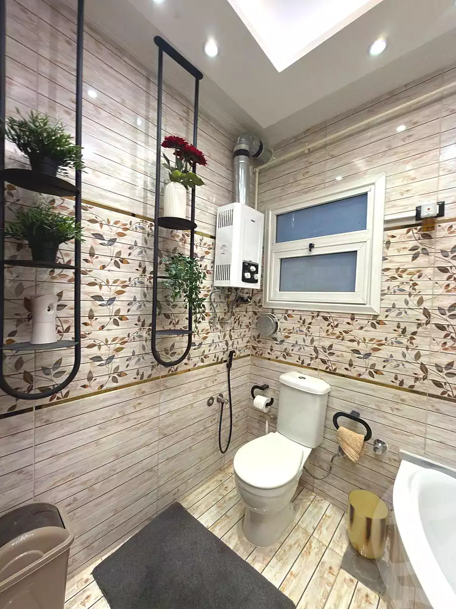 https://aqarmap.com.eg/en/listing/7097847-for-sale-cairo-helwan-azam-mosque-st