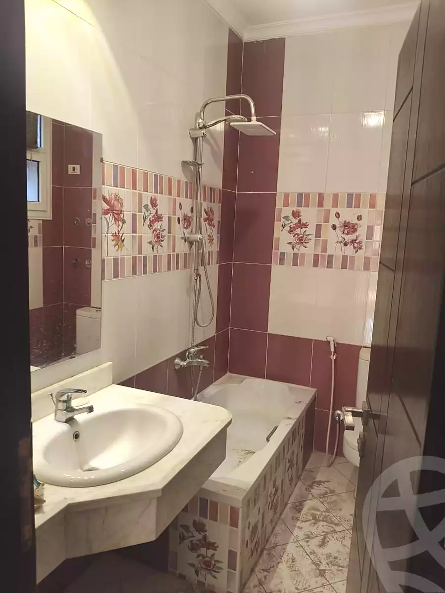 https://aqarmap.com.eg/ar/listing/7097910-for-rent-cairo-new-cairo-south-investors-zizinia-st