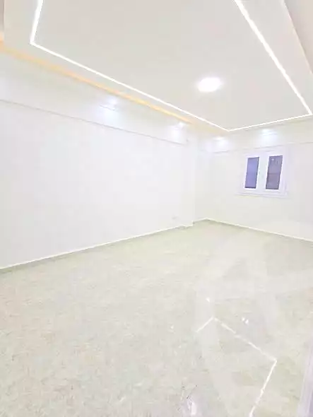 https://aqarmap.com.eg/ar/listing/7097962-for-sale-alexandria-al-agamy-el-kilo-21