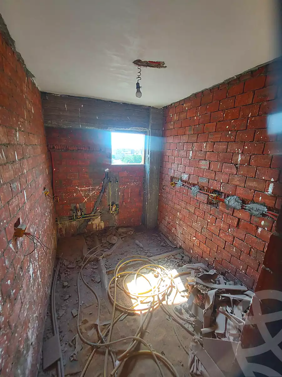 https://aqarmap.com.eg/en/listing/7098012-for-sale-cairo-helwan-el-shareaa-el-sharby-st