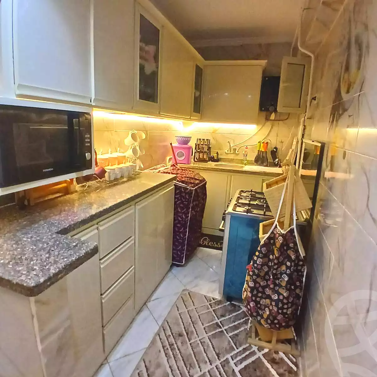 https://aqarmap.com.eg/ar/listing/7098119-for-sale-alexandria-al-agamy-lbytsh-el-hanafeya-st