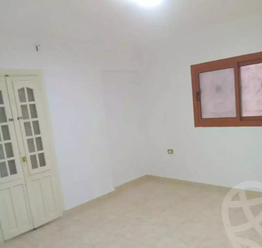 https://aqarmap.com.eg/ar/listing/7098194-for-sale-alexandria-al-agamy-lbytsh-al-kaada-st