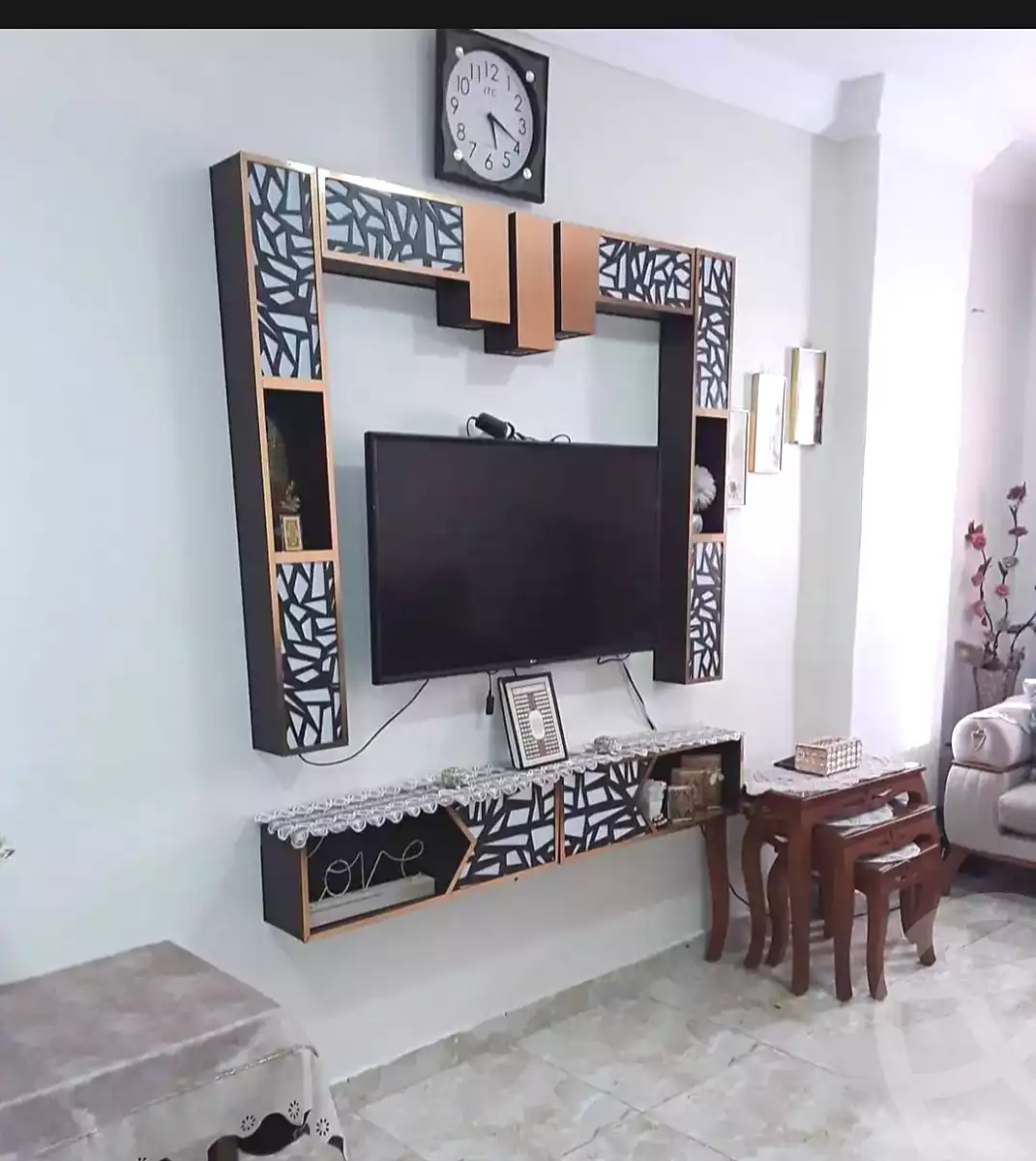 https://aqarmap.com.eg/en/listing/7098300-for-sale-alexandria-el-mandara-alex-el-mandara-bahri