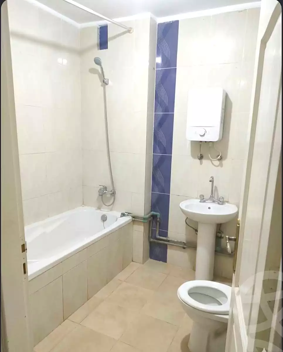 https://aqarmap.com.eg/en/listing/7098366-for-sale-cairo-ain-shams-alf-maskn