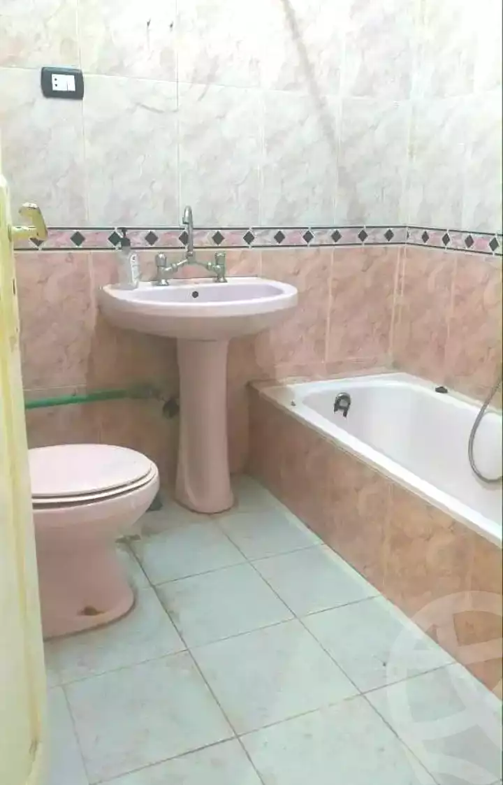 https://aqarmap.com.eg/ar/listing/7098443-for-sale-cairo-ain-shams-el-naam-saeab-saleh-st