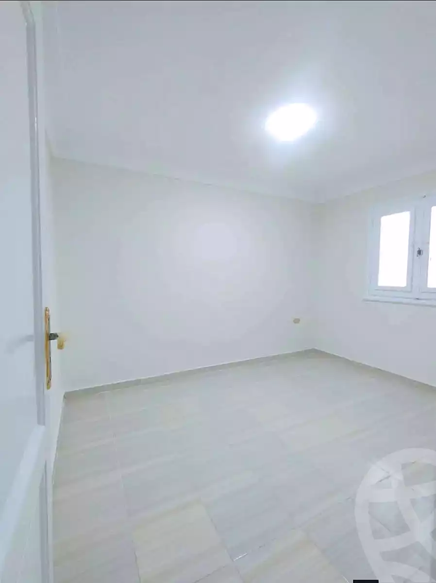 https://aqarmap.com.eg/ar/listing/7098489-for-sale-alexandria-al-agamy-shataa-el-nakheel