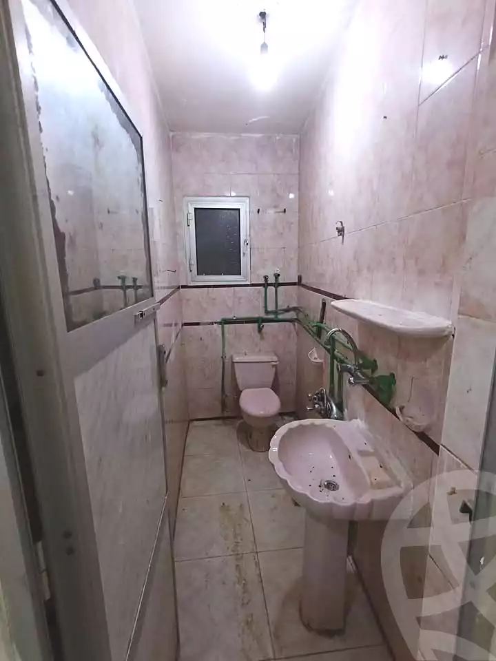 https://aqarmap.com.eg/ar/listing/7098748-for-sale-alexandria-el-asafra-shr-45