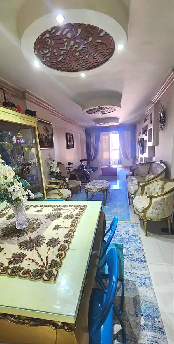 https://aqarmap.com.eg/ar/listing/7098806-for-sale-alexandria-camp-cesar-ismail-al-fangari-st