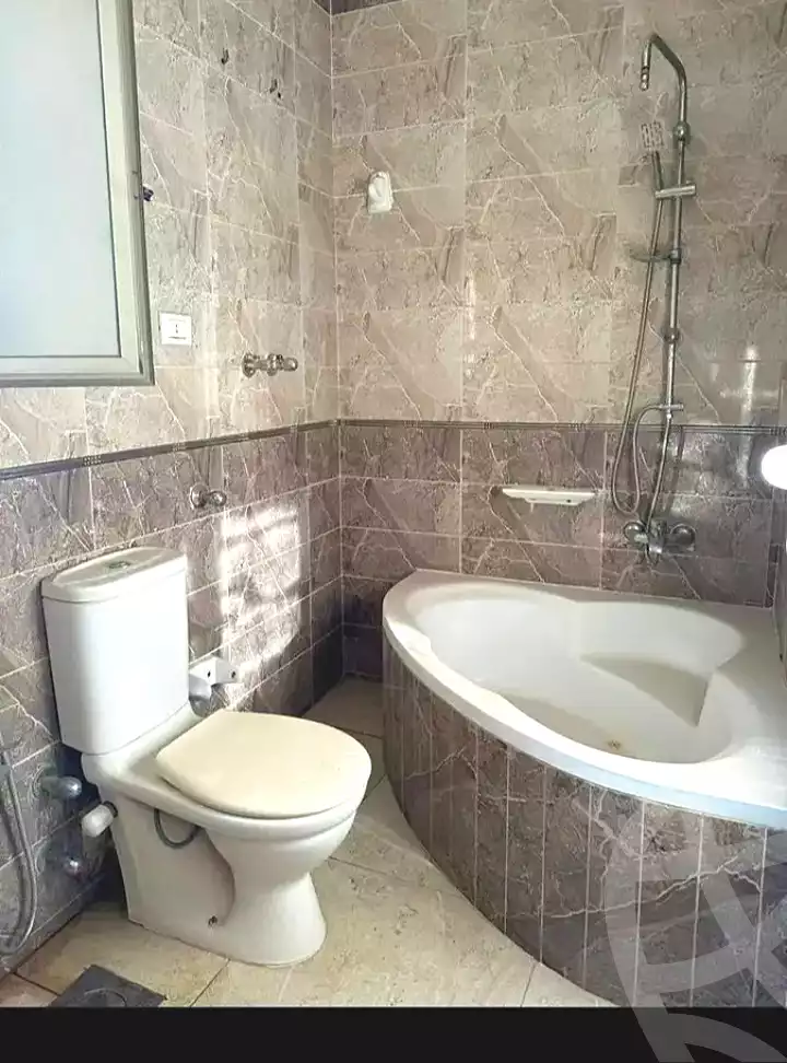 https://aqarmap.com.eg/ar/listing/7099029-for-rent-alexandria-miami-iskandar-ibrahim-st
