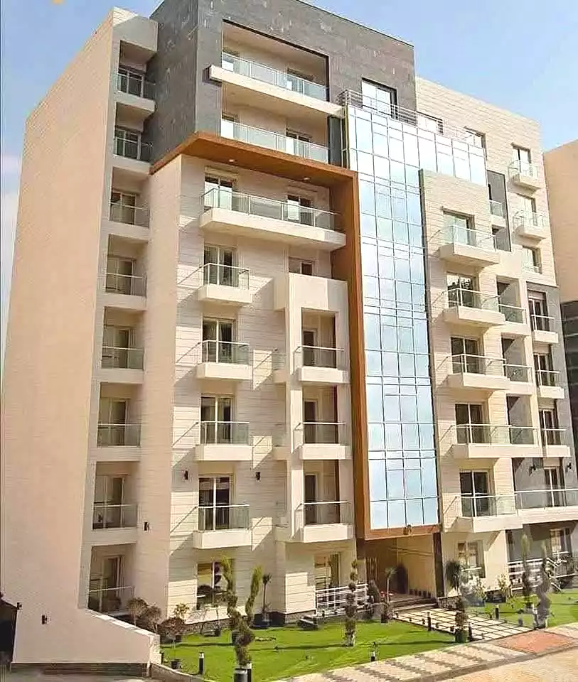 https://aqarmap.com.eg/ar/listing/7099472-for-sale-cairo-new-administrative-capital-r7-oia