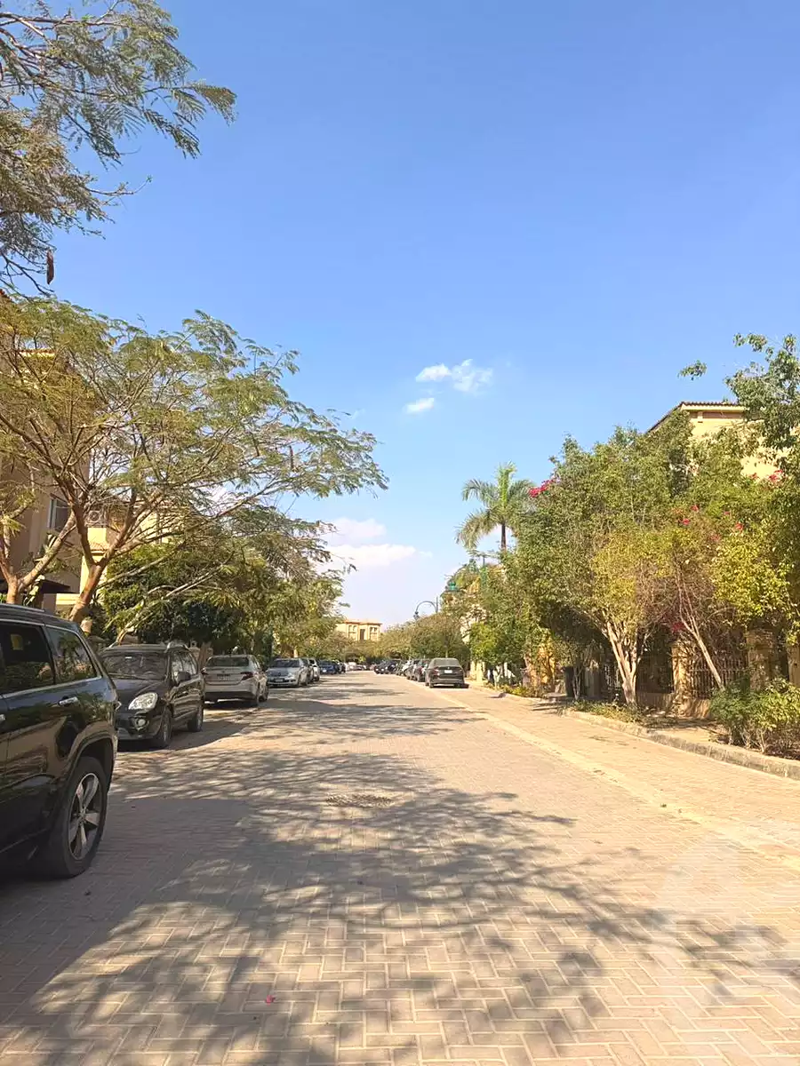 https://aqarmap.com.eg/ar/listing/7099696-for-rent-cairo-6th-of-october-compounds-dara-gardens-compound-al-ahly-sbbour