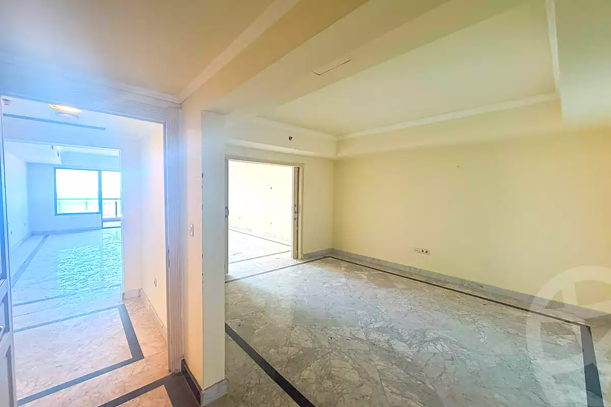 https://aqarmap.com.eg/ar/listing/7100034-for-rent-alexandria-san-stefano-san-stefano-grand-plaza