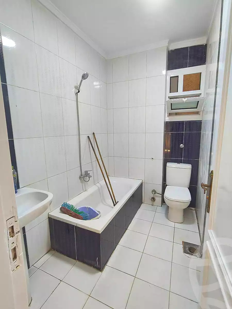 https://aqarmap.com.eg/en/listing/7100035-for-sale-alexandria-el-asafra-shr-45