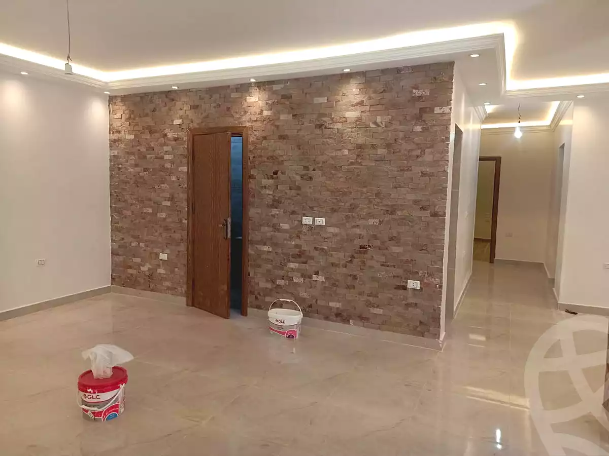 https://aqarmap.com.eg/ar/listing/7100071-for-rent-cairo-new-cairo-south-investors-zizinia-st