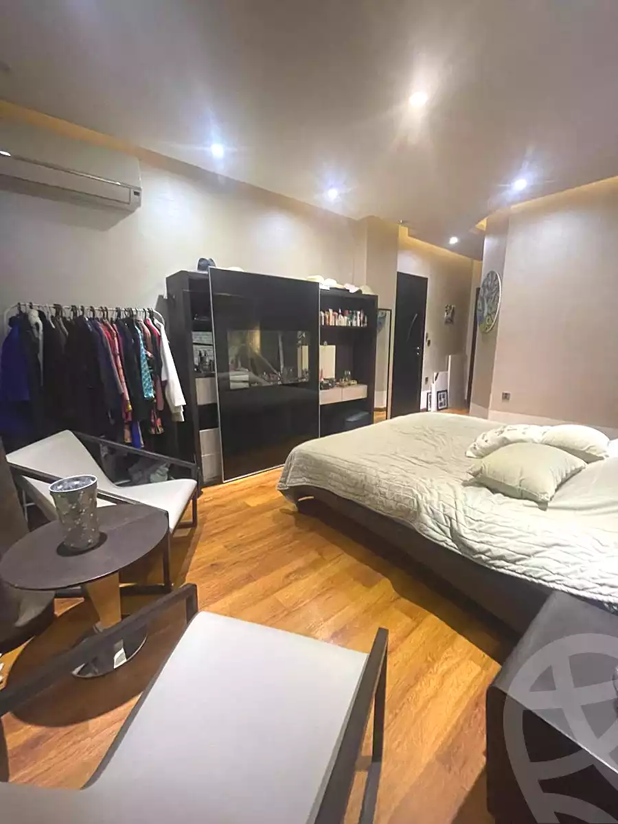https://aqarmap.com.eg/ar/listing/7100172-for-sale-cairo-new-cairo-first-settlement-neighbourhood-5-el-shaheed-islam-raafat-st