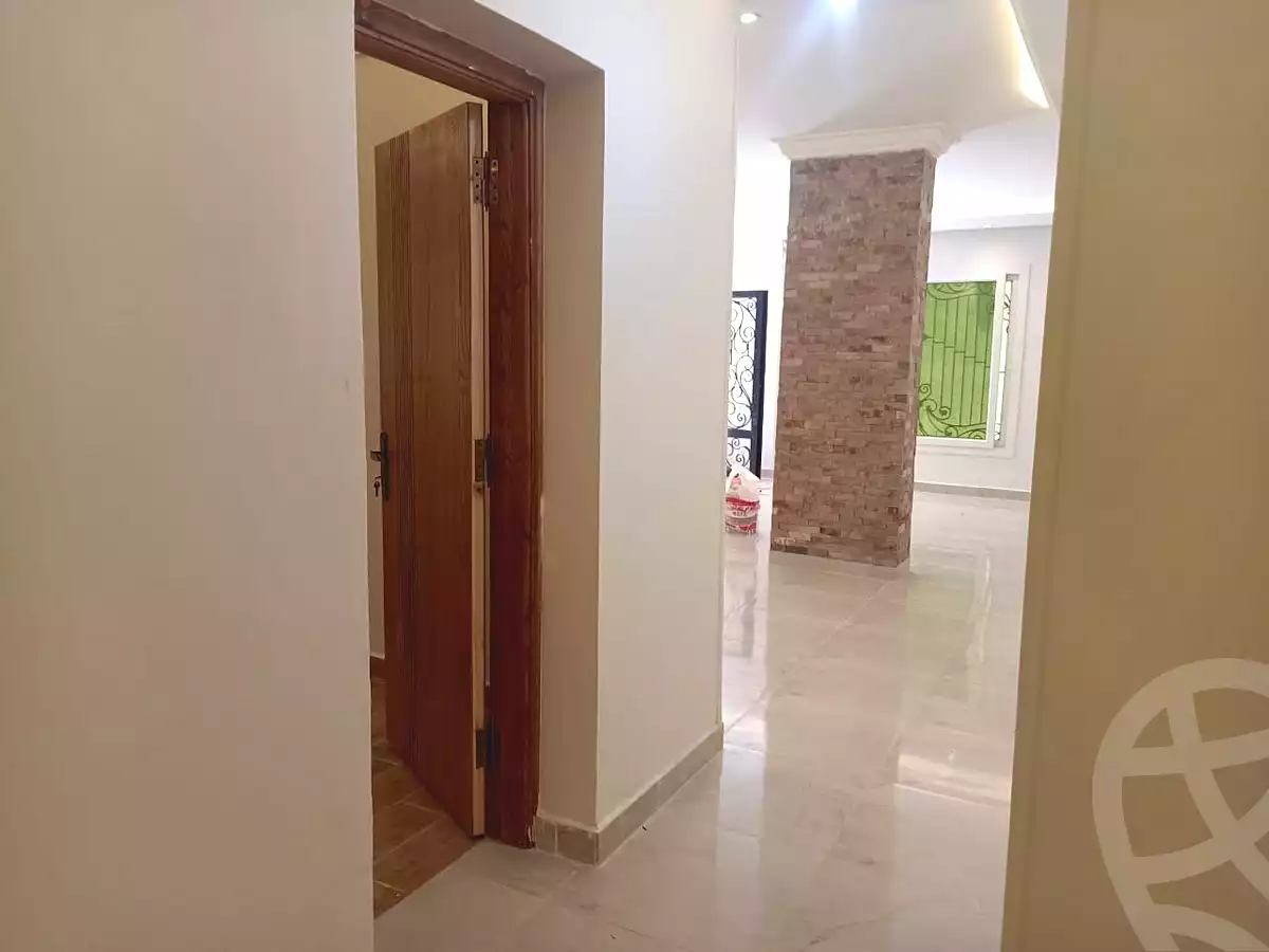 https://aqarmap.com.eg/ar/listing/7100180-for-rent-cairo-new-cairo-south-investors-zizinia-st