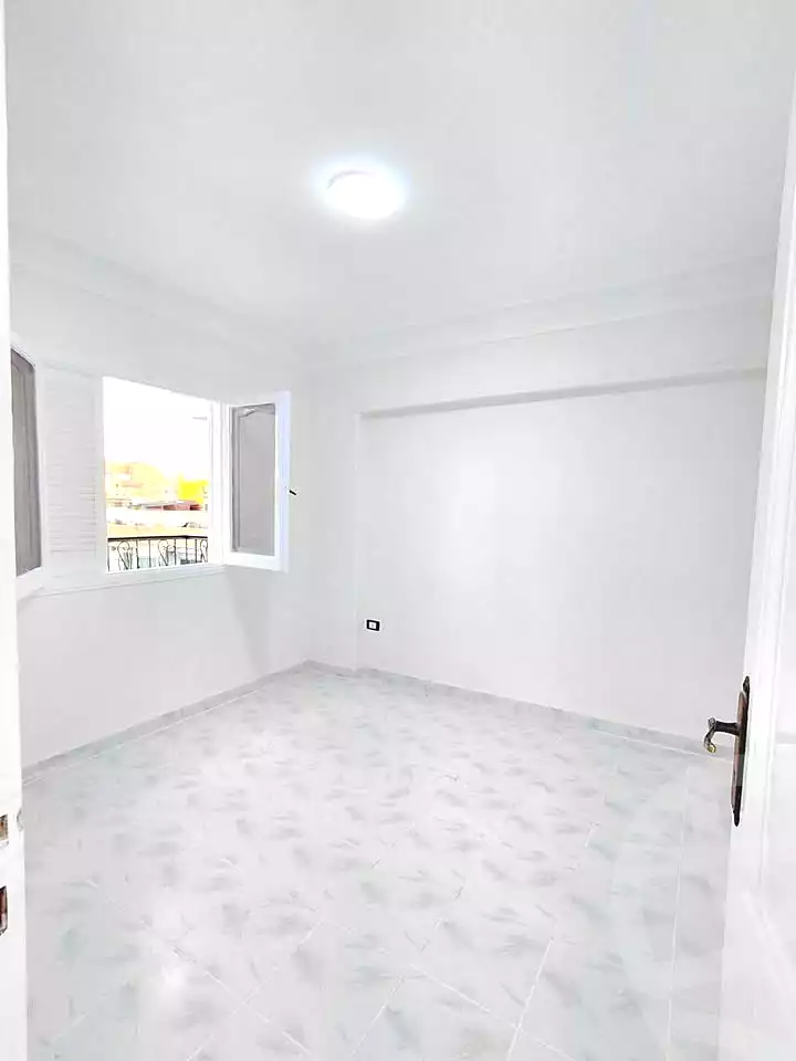 https://aqarmap.com.eg/ar/listing/7100268-for-sale-alexandria-al-agamy-shataa-el-nakheel