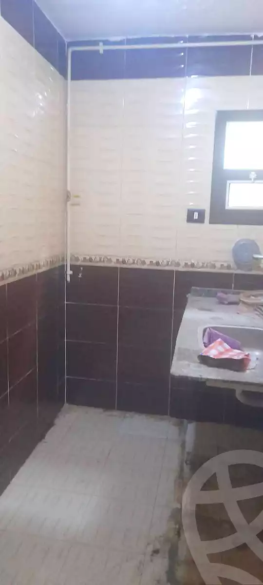 https://aqarmap.com.eg/ar/listing/7100345-for-sale-alexandria-al-agamy-lbytsh-el-zohour-st