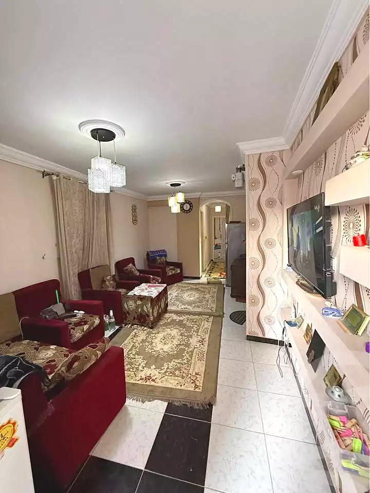 https://aqarmap.com.eg/ar/listing/7100406-for-sale-alexandria-sydy-bshr-sydy-bshr-bhry-shr-mhmd-njyb
