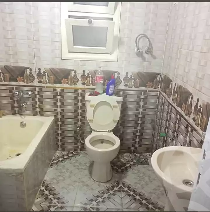 https://aqarmap.com.eg/ar/listing/7100657-for-sale-cairo-nozha-2-el-khamseen-st