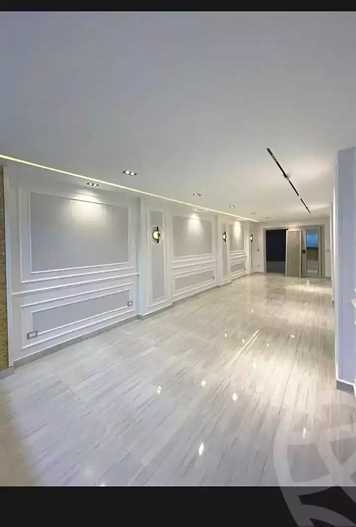 https://aqarmap.com.eg/ar/listing/7100870-for-sale-alexandria-al-agamy-lbytsh-bianchiii
