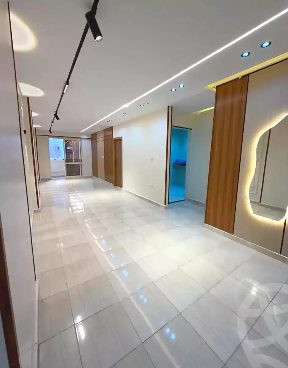 https://aqarmap.com.eg/ar/listing/7101139-for-sale-alexandria-al-agamy-lbytsh-bianchiii