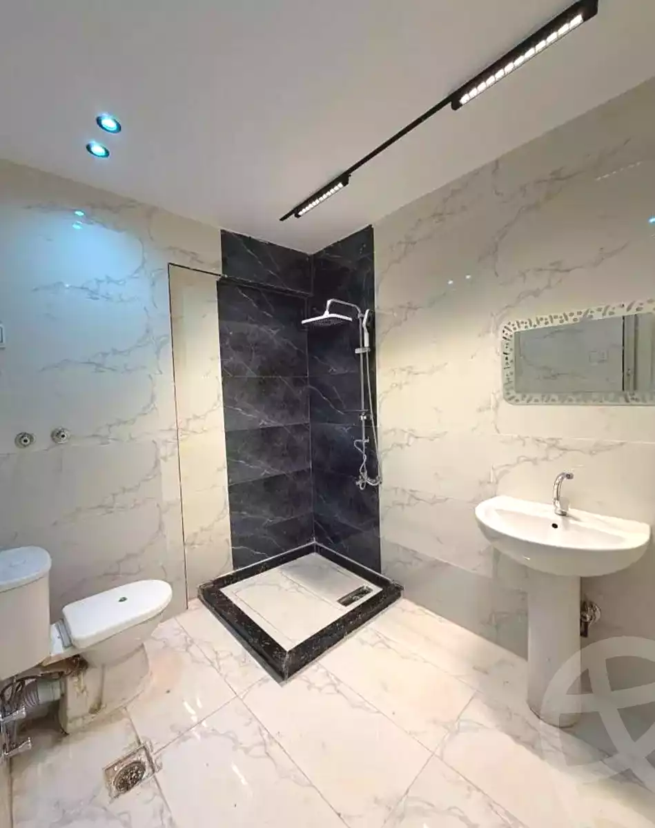 https://aqarmap.com.eg/ar/listing/7101139-for-sale-alexandria-al-agamy-lbytsh-bianchiii