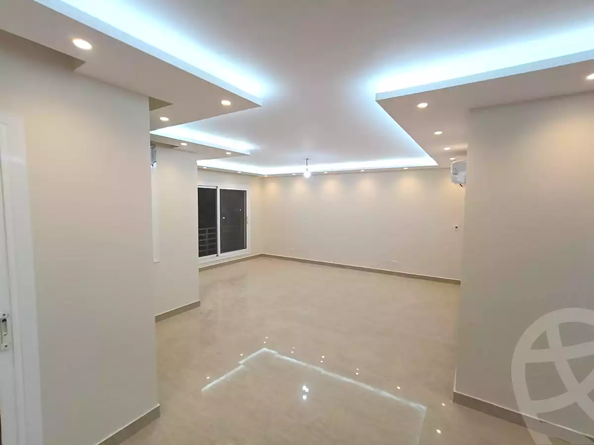 https://aqarmap.com.eg/ar/listing/7101393-for-rent-cairo-new-cairo-compounds-hyde-park-hpr-hyde-park
