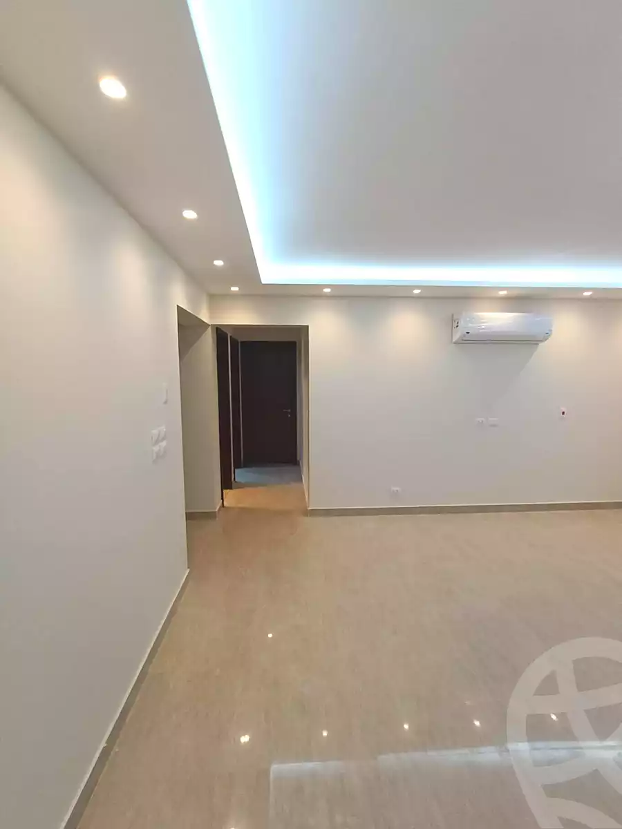 https://aqarmap.com.eg/ar/listing/7101393-for-rent-cairo-new-cairo-compounds-hyde-park-hpr-hyde-park