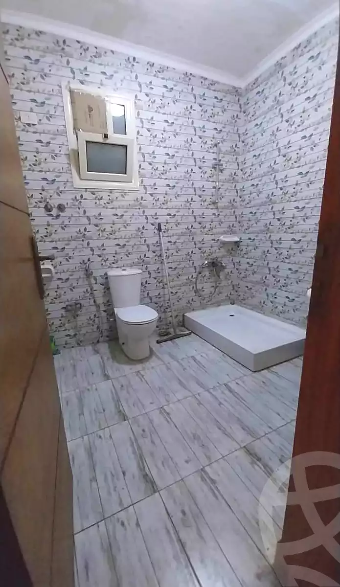 https://aqarmap.com.eg/ar/listing/7101426-for-sale-cairo-shoubra-corniche-el-nile-st