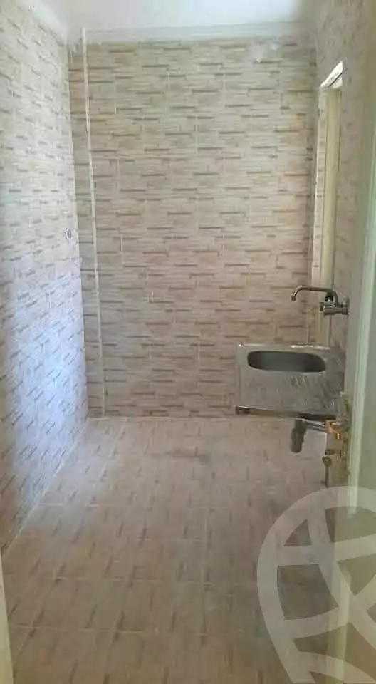 https://aqarmap.com.eg/en/listing/7101703-for-sale-cairo-helwan-el-ezba-el-qebliah-city-of-heroes
