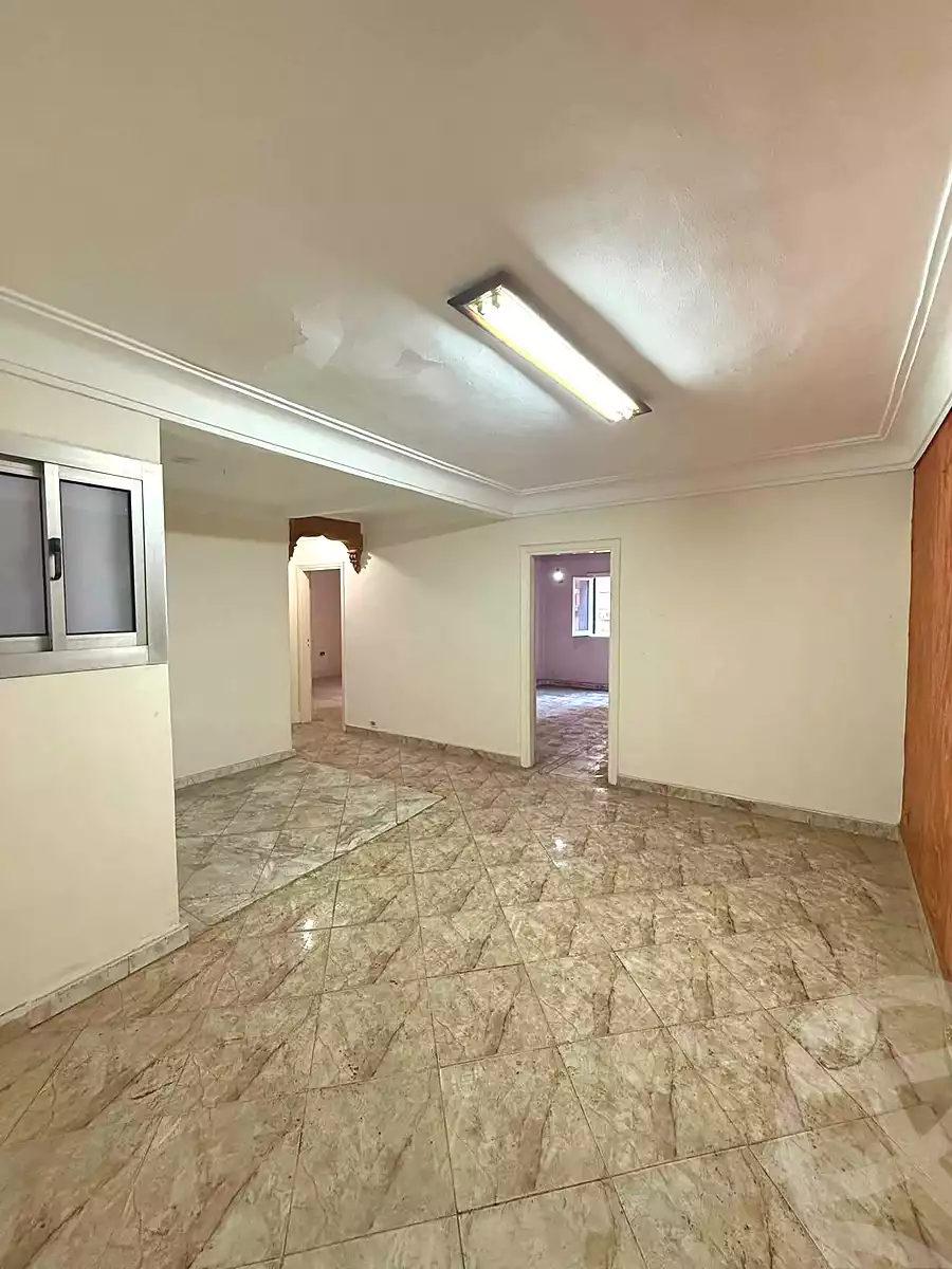 https://aqarmap.com.eg/ar/listing/7102196-for-sale-alexandria-miami-shr-jml-bd-lnsr