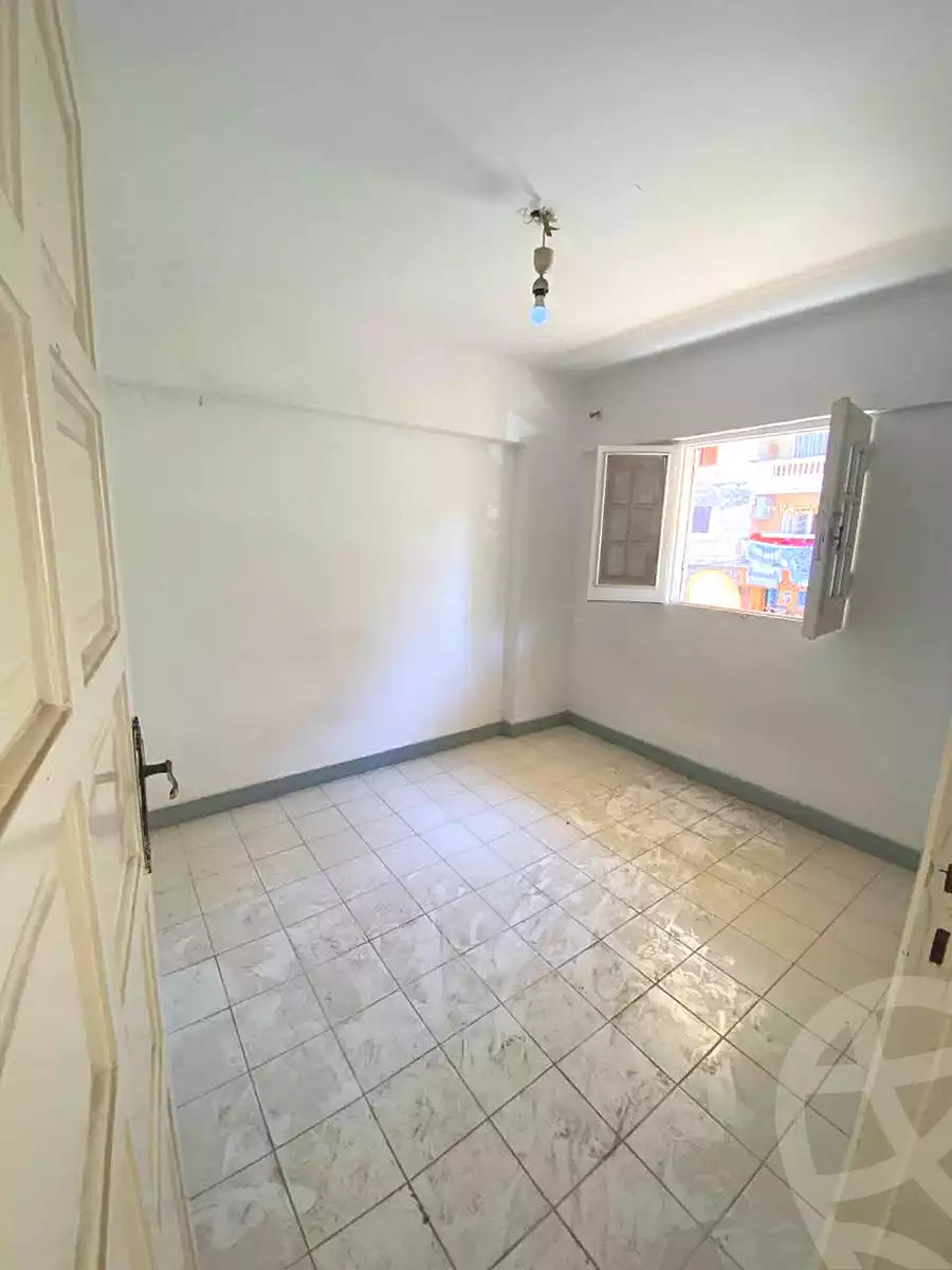 https://aqarmap.com.eg/ar/listing/7102215-for-sale-alexandria-al-agamy-el-hanouvel-al-haded-we-al-soulb-st
