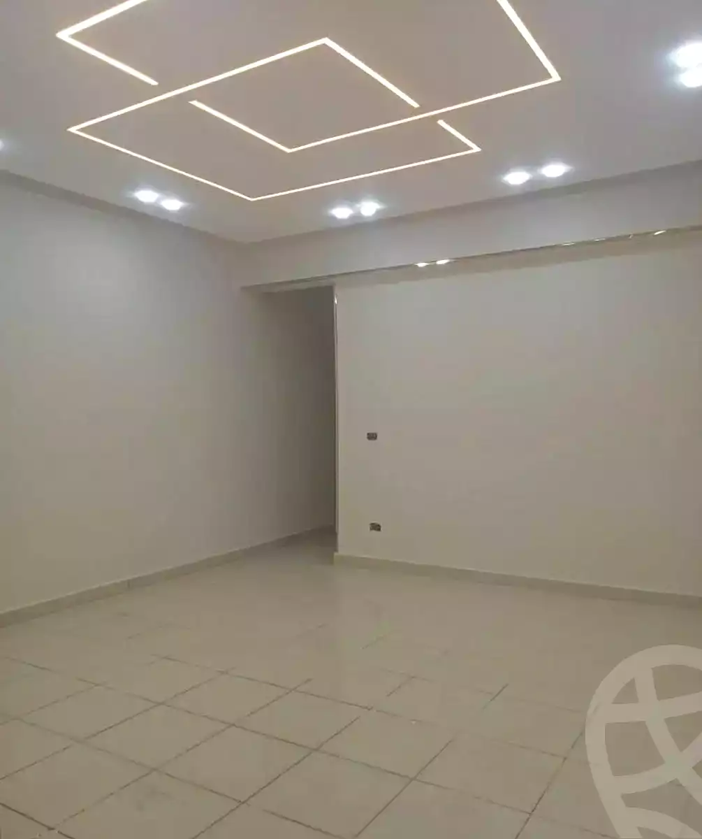 https://aqarmap.com.eg/en/listing/7102244-for-sale-alexandria-miami-mahmoud-el-isawy-st