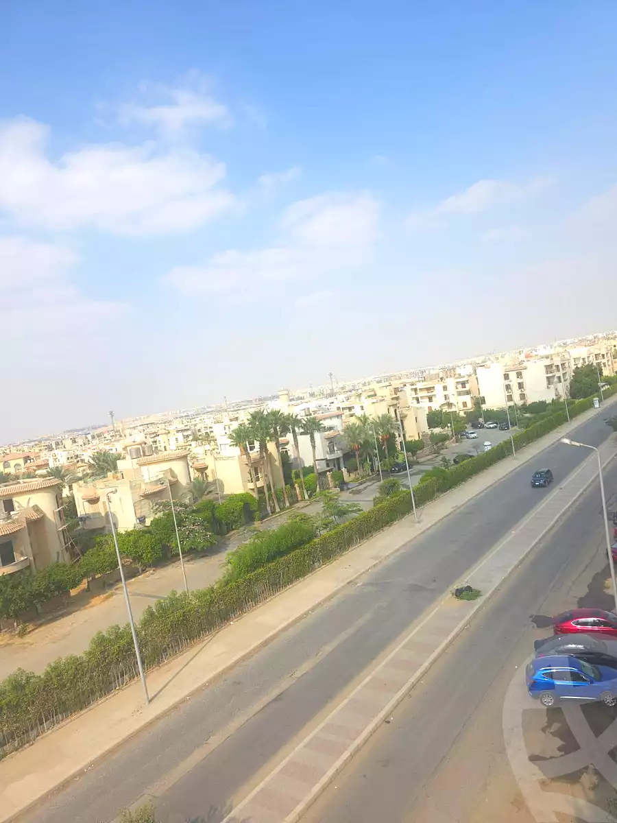 https://aqarmap.com.eg/ar/listing/7102301-for-sale-cairo-new-cairo-south-investors-gamal-abdel-nasser-st