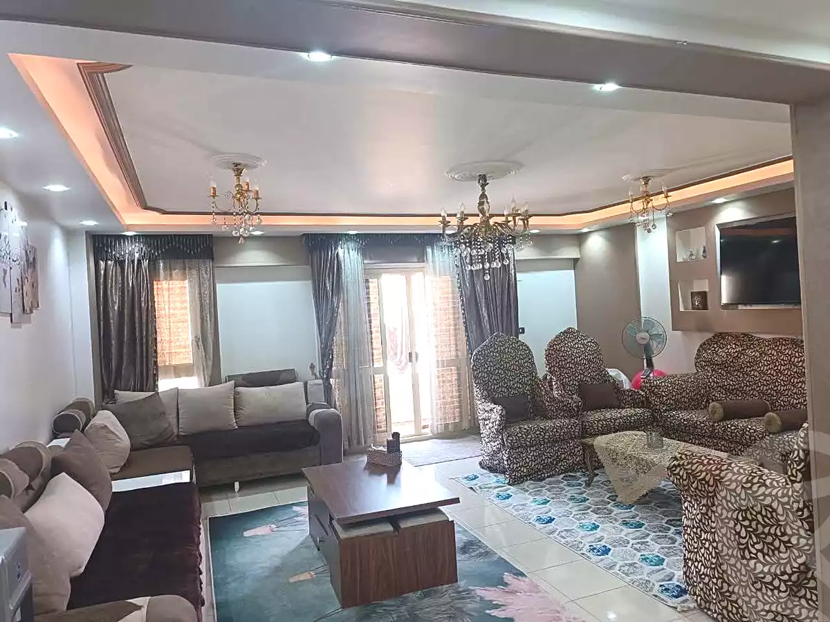 https://aqarmap.com.eg/en/listing/7102356-for-sale-cairo-helwan-helwan-el-sharkeya-zaki-hawas-st