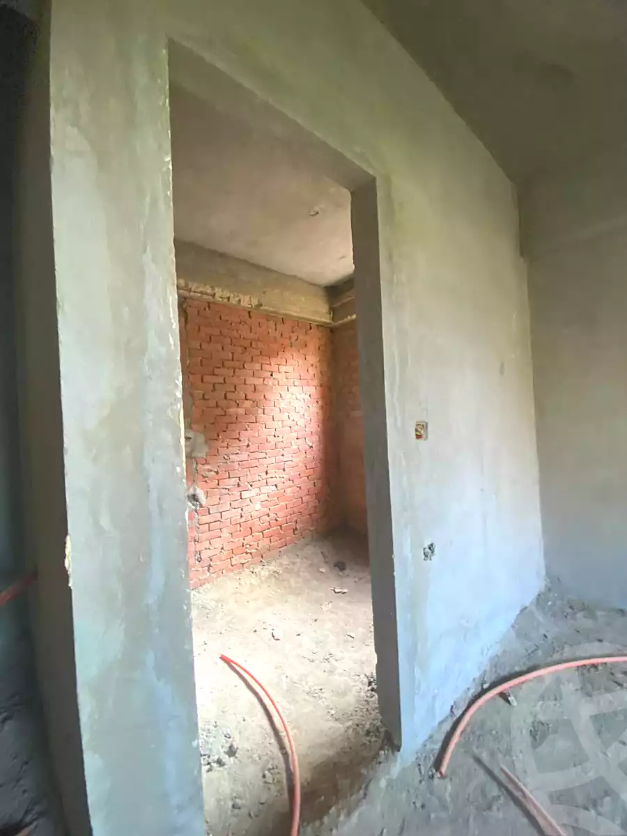https://aqarmap.com.eg/ar/listing/7102485-for-sale-cairo-new-cairo-ganob-el-akadamiya-south-academy-a-abo-zarr-el-ghifari-st