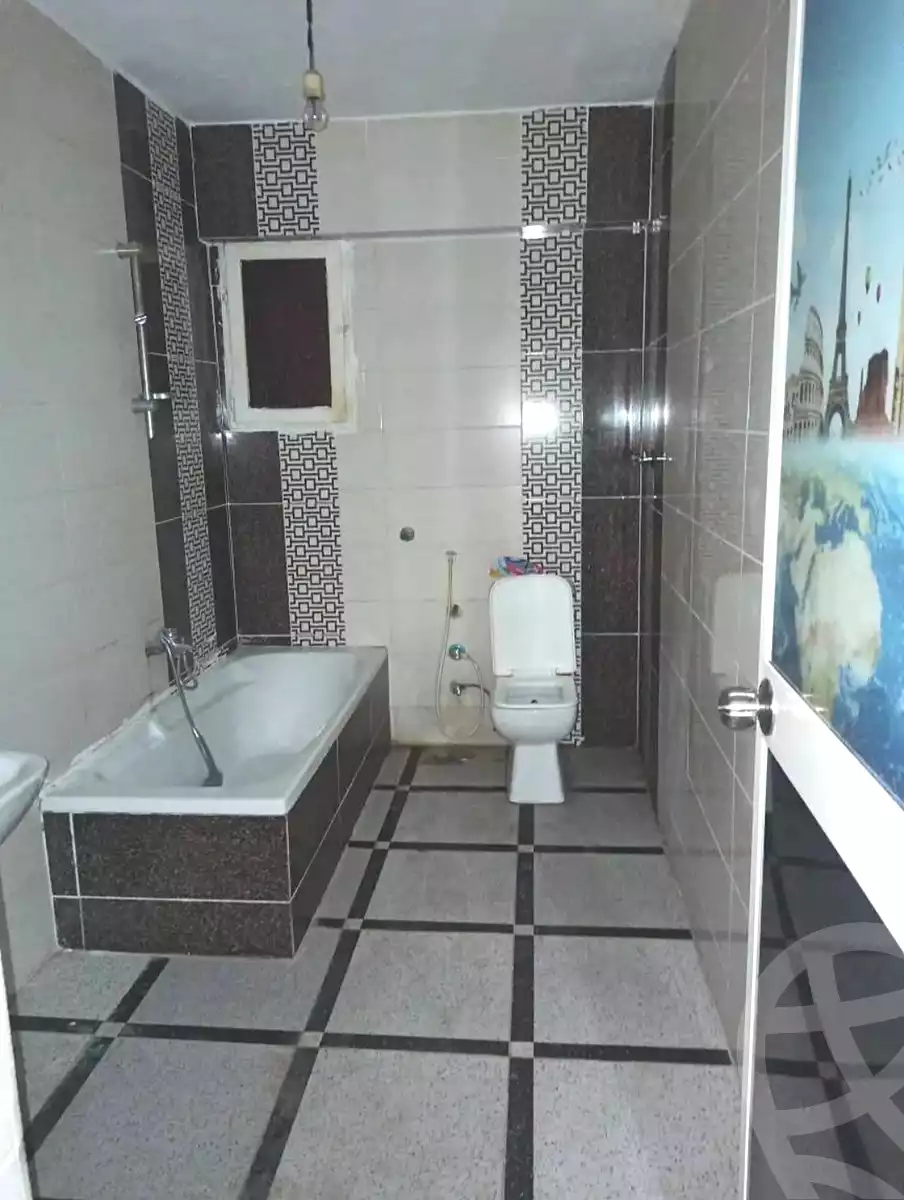 https://aqarmap.com.eg/ar/listing/7102520-for-rent-alexandria-al-agamy-lbytsh-al-aeda-al-kadema-st