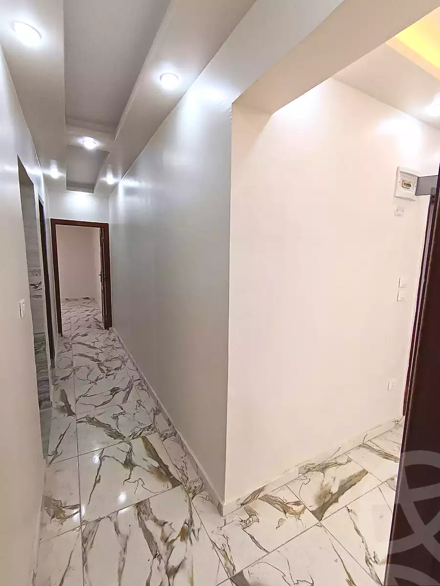 https://aqarmap.com.eg/ar/listing/7102545-for-sale-alexandria-lsywf-el-falki