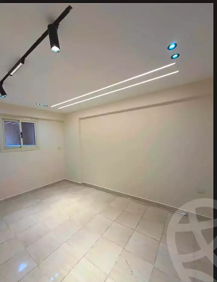 https://aqarmap.com.eg/ar/listing/7102590-for-sale-alexandria-al-agamy-lbytsh-bianchiii