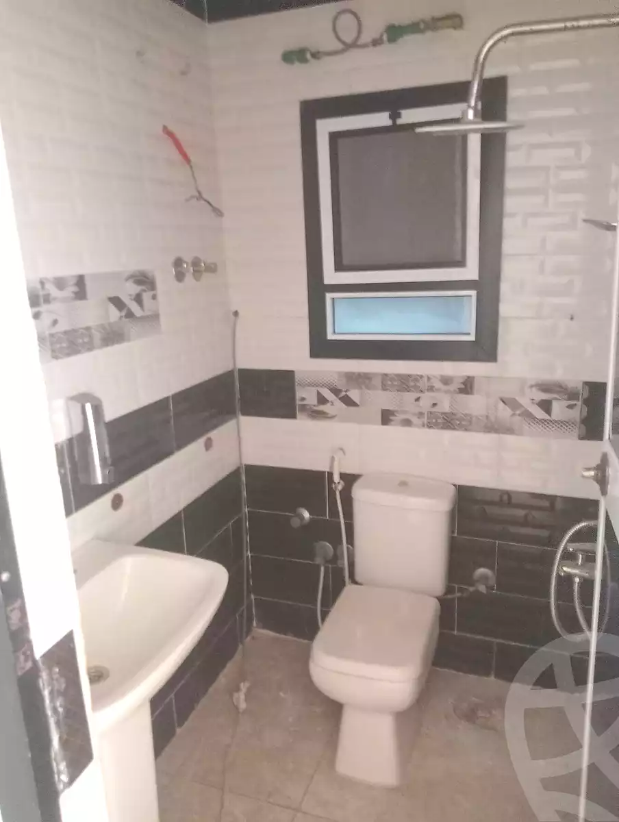 https://aqarmap.com.eg/ar/listing/7102747-for-sale-alexandria-al-agamy-lbytsh-el-hanafeya-st