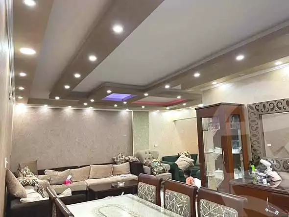 https://aqarmap.com.eg/en/listing/7103228-for-sale-cairo-helwan-mahmoud-zaki-st
