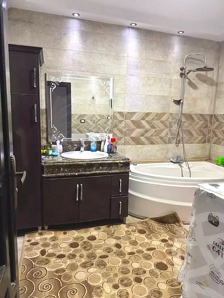 https://aqarmap.com.eg/ar/listing/7103264-for-sale-alexandria-al-agamy-lbytsh-bianchiii