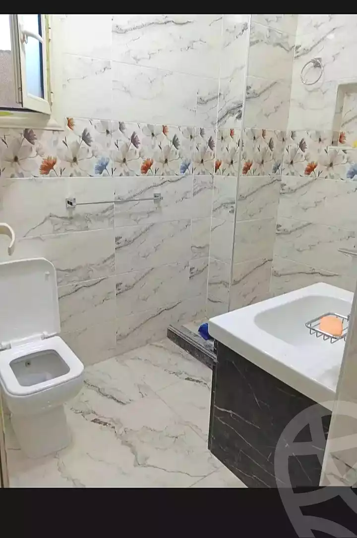 https://aqarmap.com.eg/en/listing/7103292-for-sale-alexandria-lsywf-shamaa