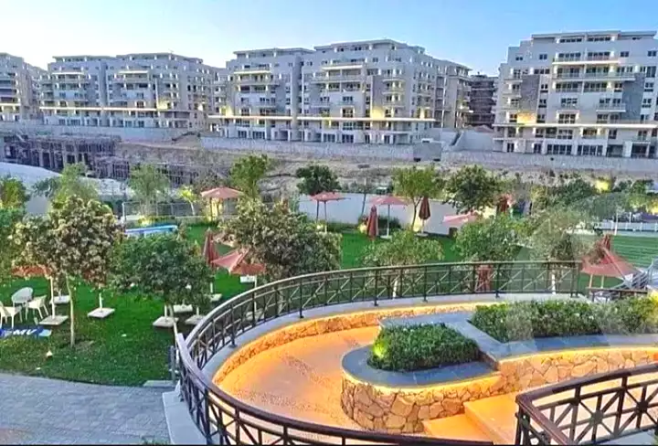 https://aqarmap.com.eg/ar/listing/7103449-for-sale-cairo-6th-of-october-compounds-mountain-view-icity-october-mv-park-mountain-view-icity-october