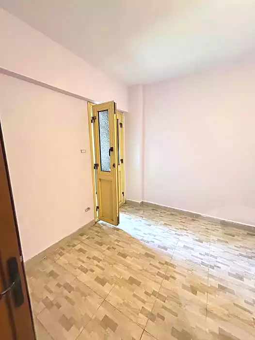 https://aqarmap.com.eg/ar/listing/7103544-for-sale-alexandria-mntq-fr-y-blskndry-el-attarin