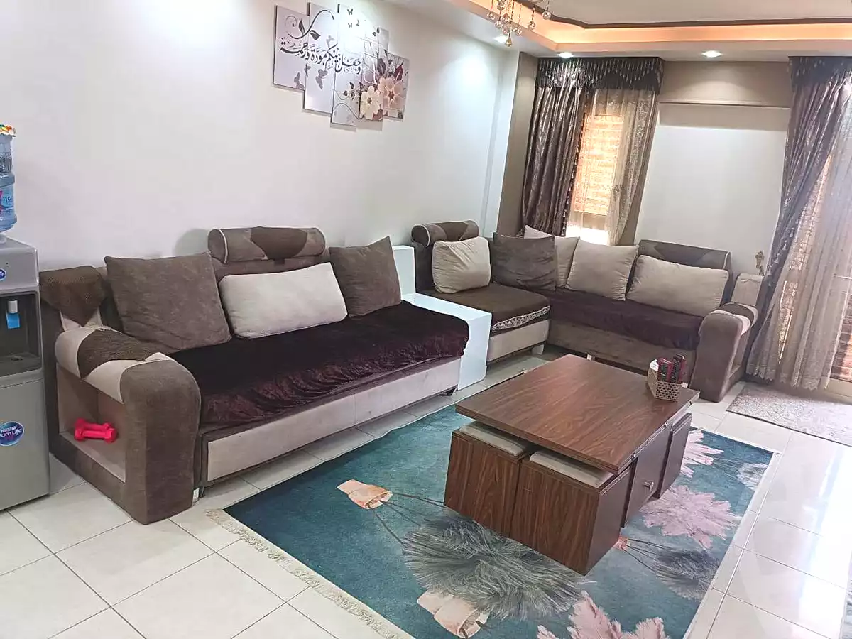 https://aqarmap.com.eg/en/listing/7103660-for-sale-cairo-helwan-helwan-el-sharkeya-zaki-hawas-st