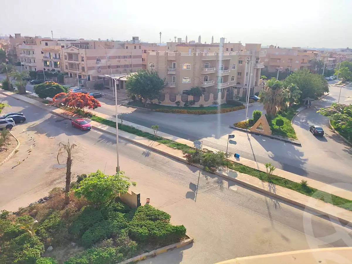 https://aqarmap.com.eg/ar/listing/7103779-for-sale-cairo-new-cairo-ganob-el-akadamiya-south-academy-z